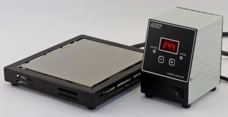 Паяльная станция "Магистр Ц20-Т1", 85х105мм 36В (Термостол нерж. с цифровым рег.температуры до 200гр.С)